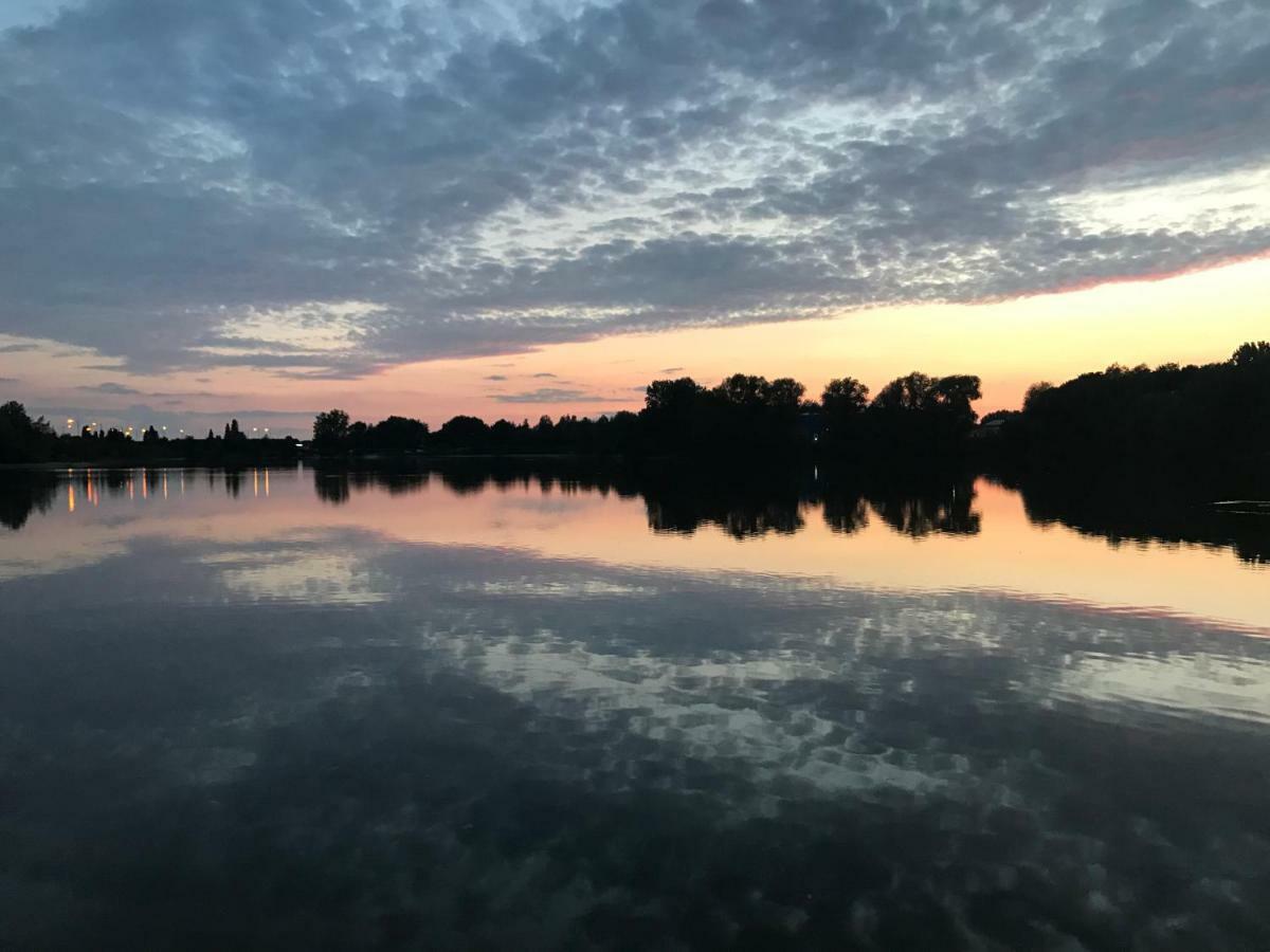 Lake Lodges شيشستر المظهر الخارجي الصورة